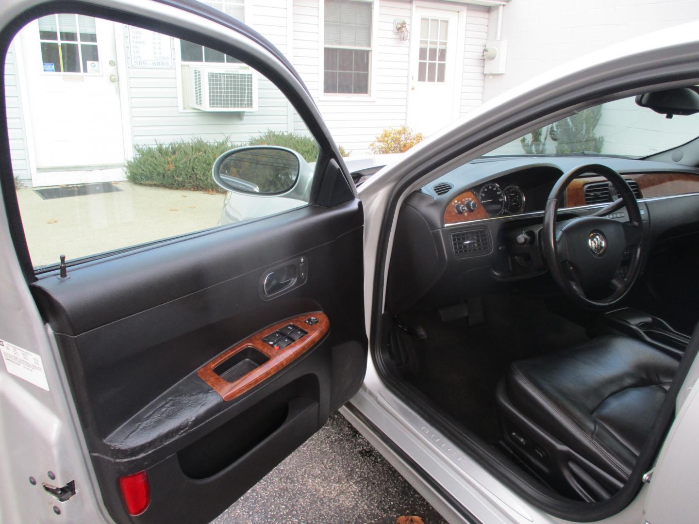 2005 SILVER Buick LaCrosse (2G4WD532251) , AUTOMATIC transmission, located at 540a Delsea Drive, Sewell, NJ, 08080, (856) 589-6888, 39.752560, -75.111206 - Photo#15